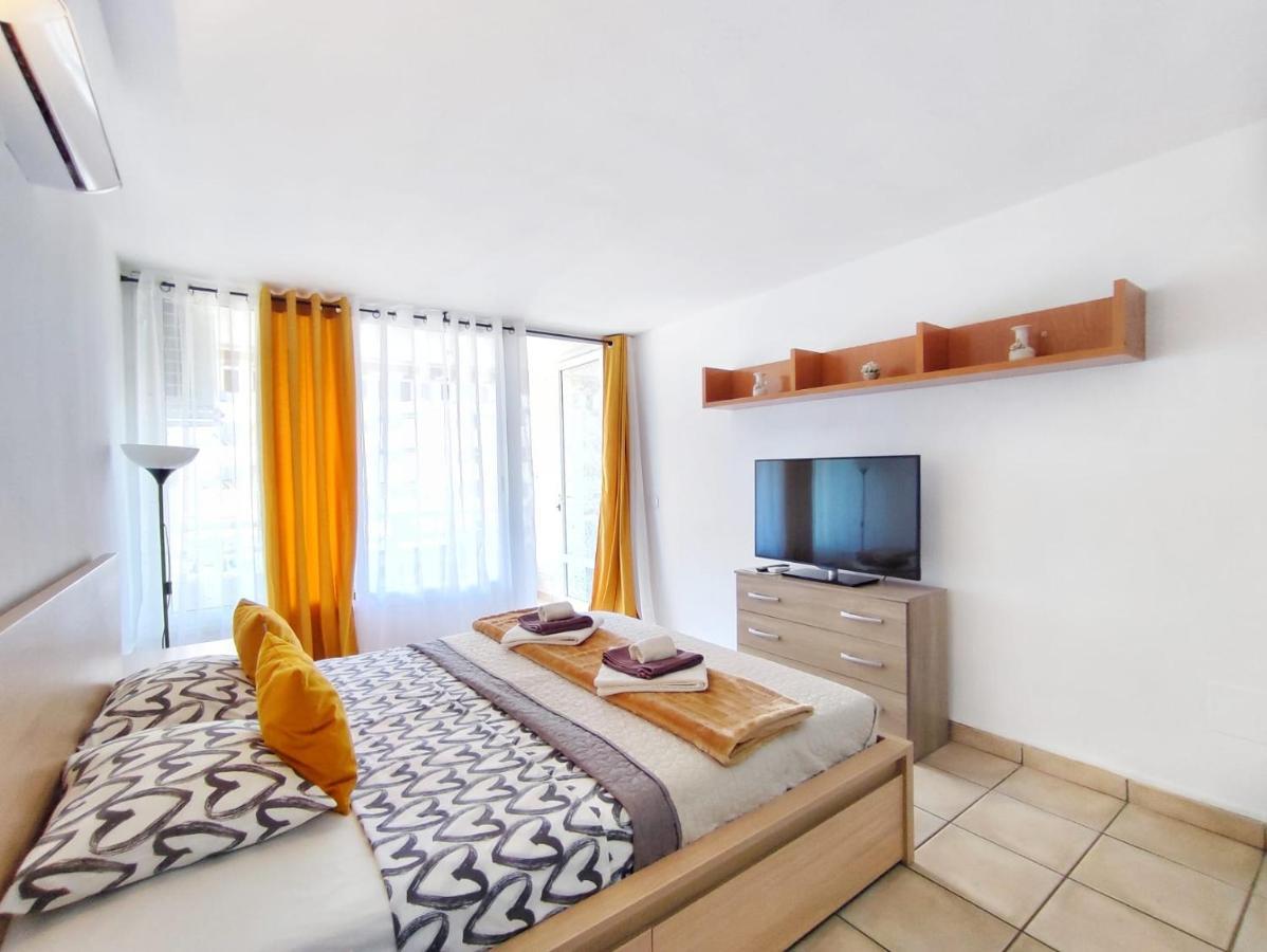 Chill Out Borinquen Apartment Playa de las Americas  Exterior photo